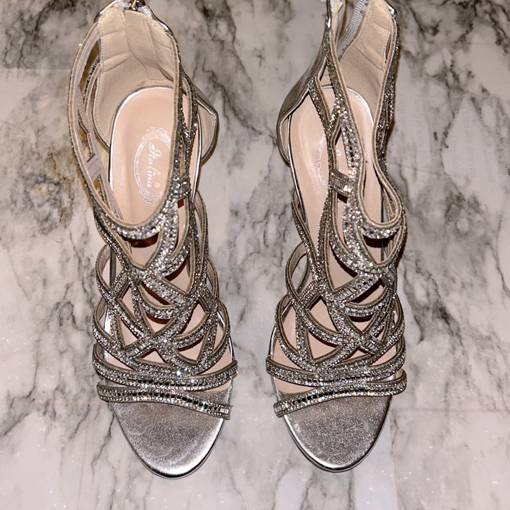 Size 8 Italina formal 3" heels Silver with rhinestones